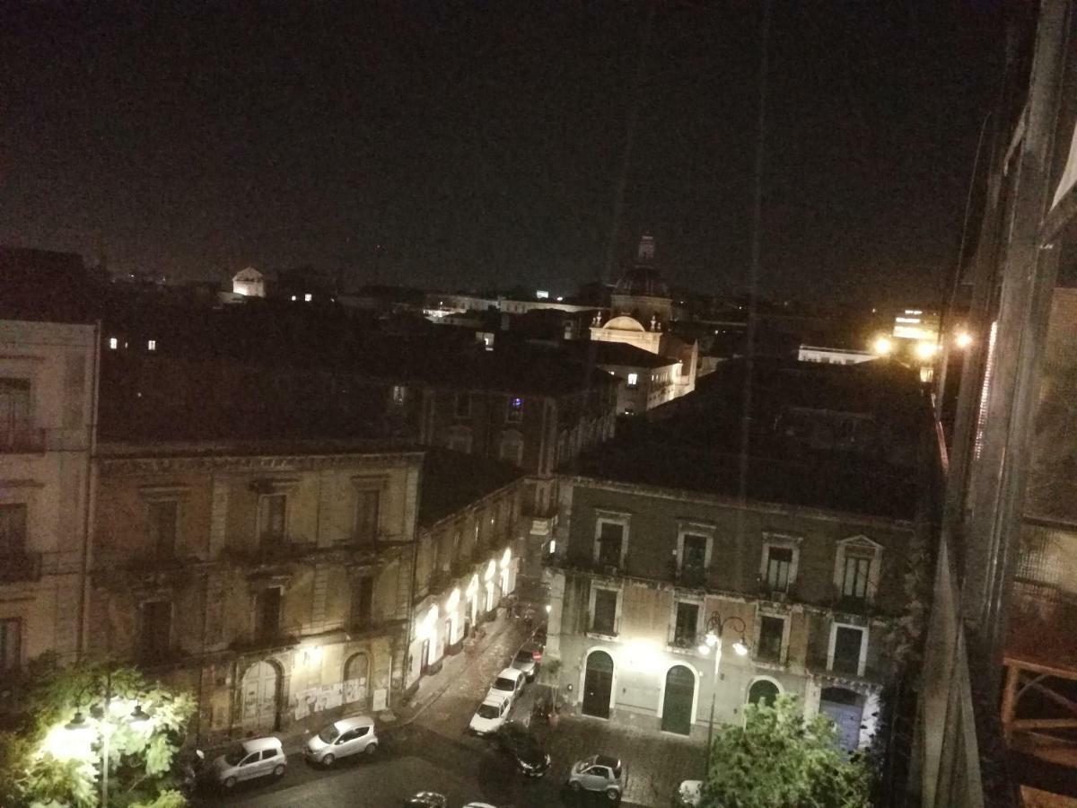 Attico Luxury Etnea Hotel Catania Bagian luar foto